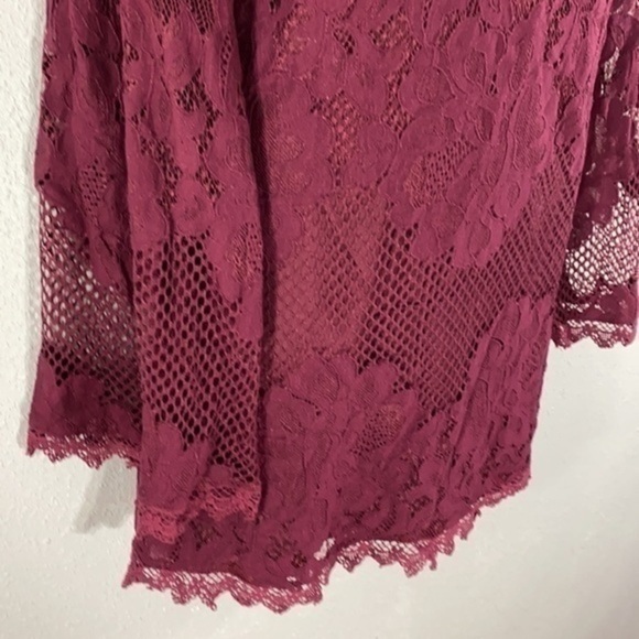 Lulu’s Can't Forget You Burgundy Lace Bell Sleeve Shift Dress - Picture 13 of 14